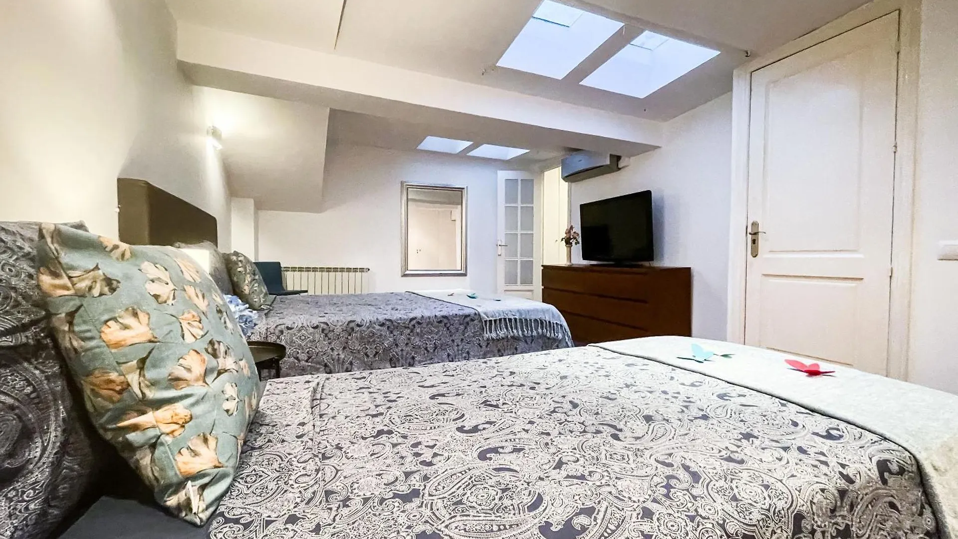 Hostal By Born Rooms Barcelona